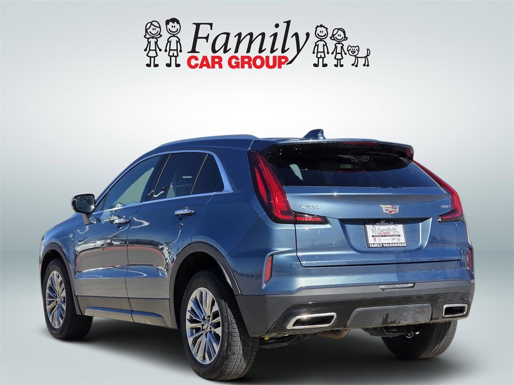 2025 Cadillac XT4 Premium Luxury