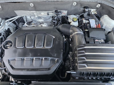 2024 Volkswagen Atlas Cross Sport 2.0T SEL R-Line