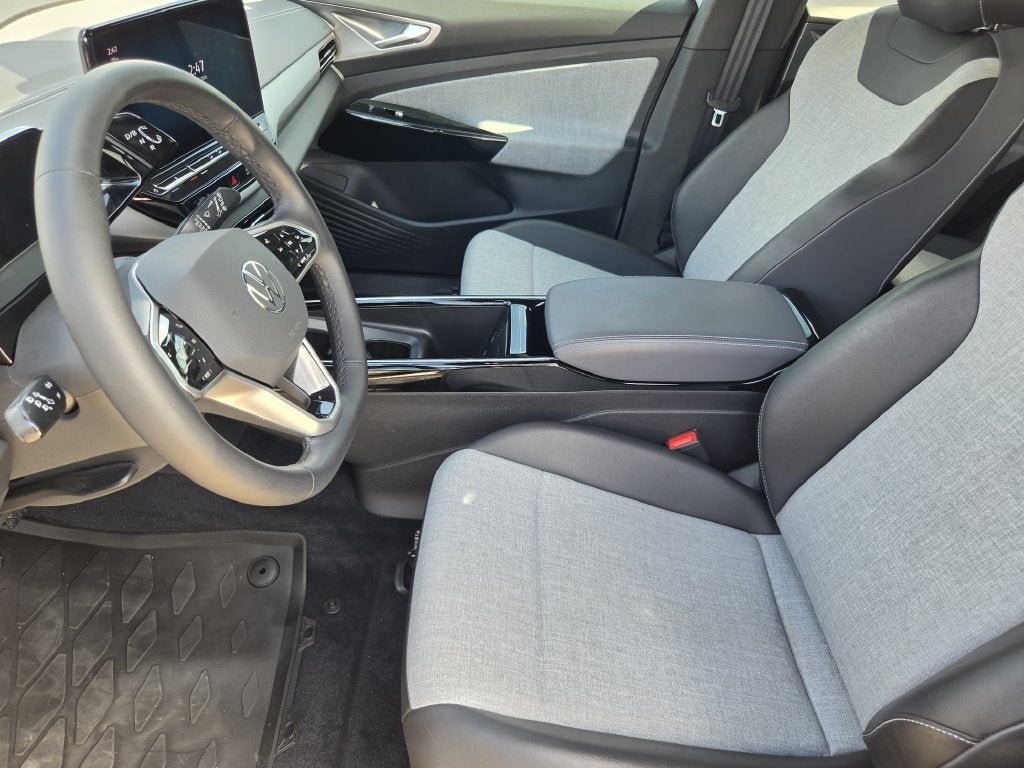 2023 Volkswagen ID.4 Pro