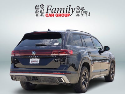 2024 Volkswagen Atlas 2.0T Peak Edition SE w/Technology