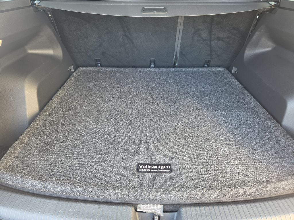 2023 Volkswagen Atlas Cross Sport 3.6L V6 SEL Premium R-Line