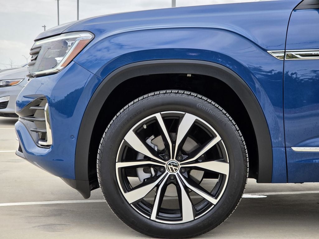 2025 Volkswagen Atlas Cross Sport 2.0T SEL Premium R-Line
