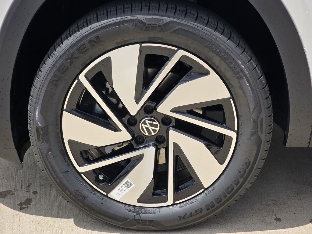 2025 Volkswagen Atlas Cross Sport 2.0T SEL Premium R-Line