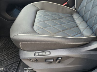 2025 Volkswagen Atlas Cross Sport 2.0T SEL Premium R-Line