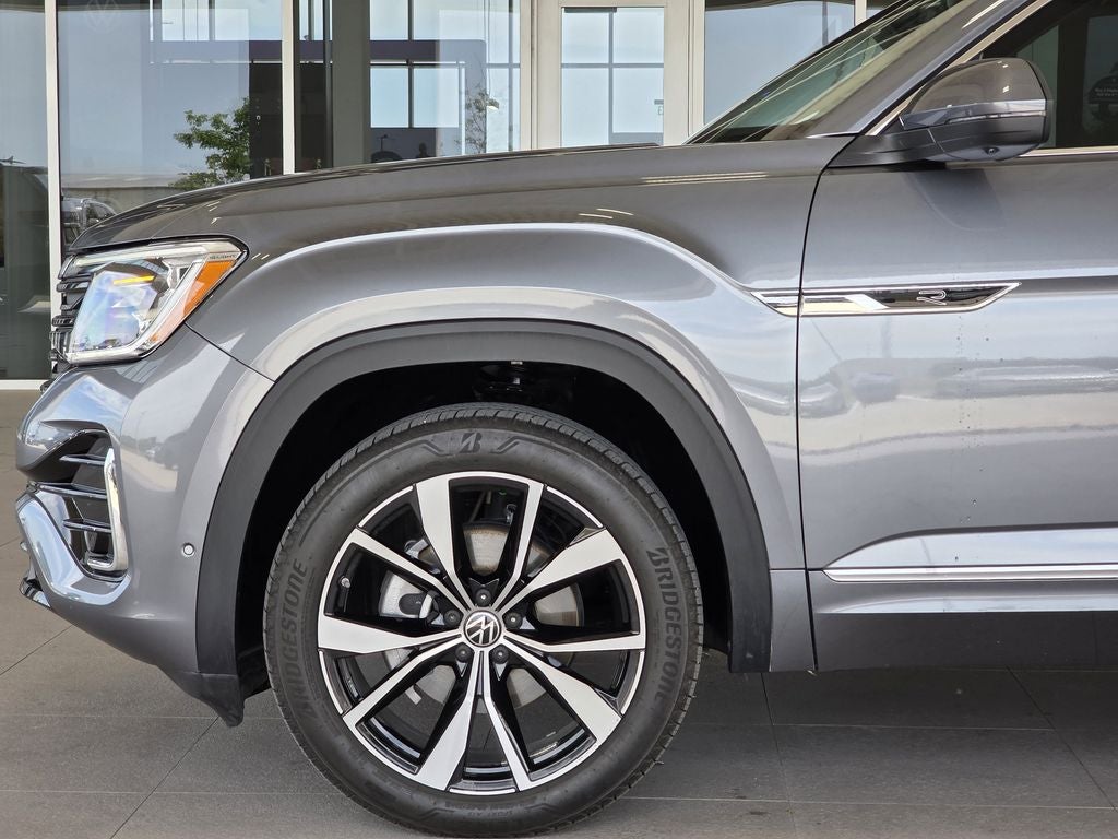 2025 Volkswagen Atlas 2.0T SEL Premium R-Line