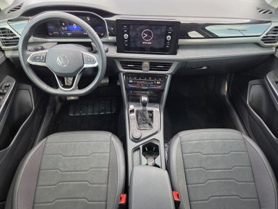 2025 Volkswagen Taos 1.5T SE Black
