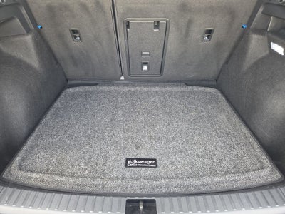 2025 Volkswagen Taos 1.5T SE Black