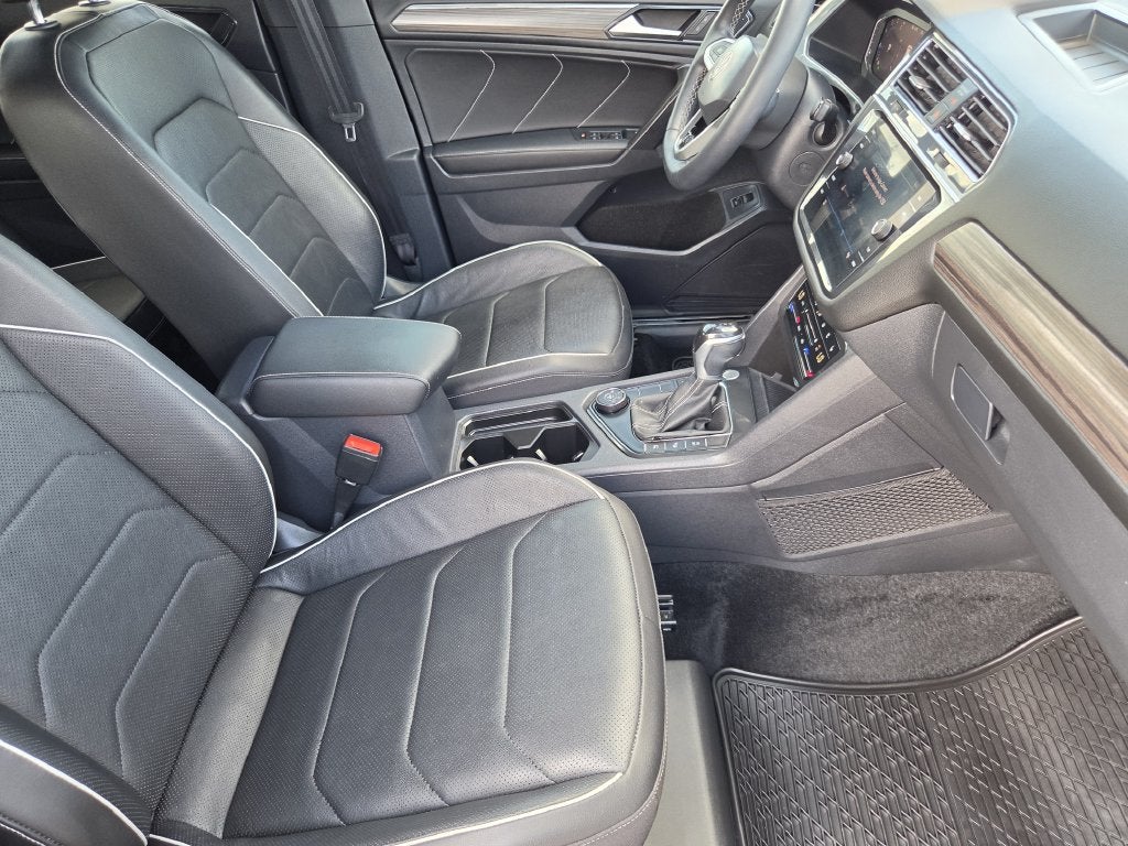 2023 Volkswagen Tiguan 2.0T SEL R-Line