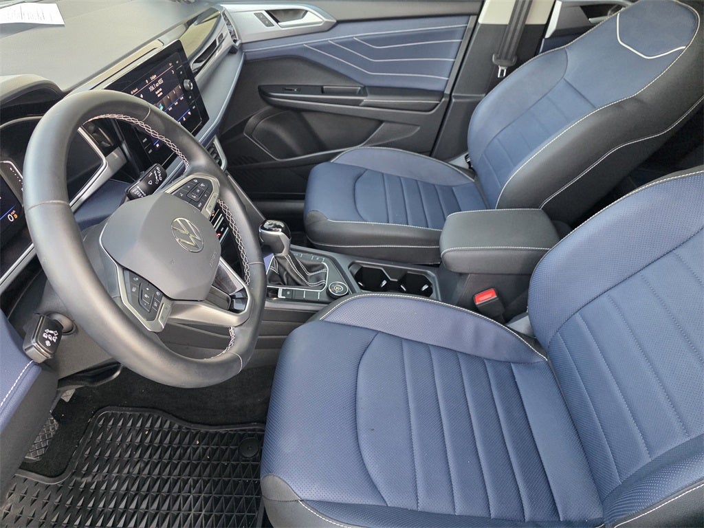 2025 Volkswagen Taos 1.5T SEL