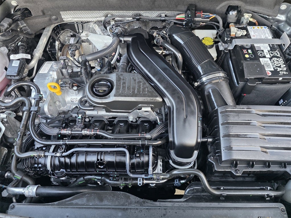 2025 Volkswagen Taos 1.5T SE