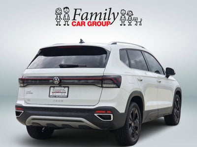 2025 Volkswagen Taos 1.5T SE