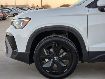 2025 Volkswagen Taos 1.5T SE