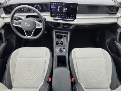 2025 Volkswagen Tiguan 2.0T SE