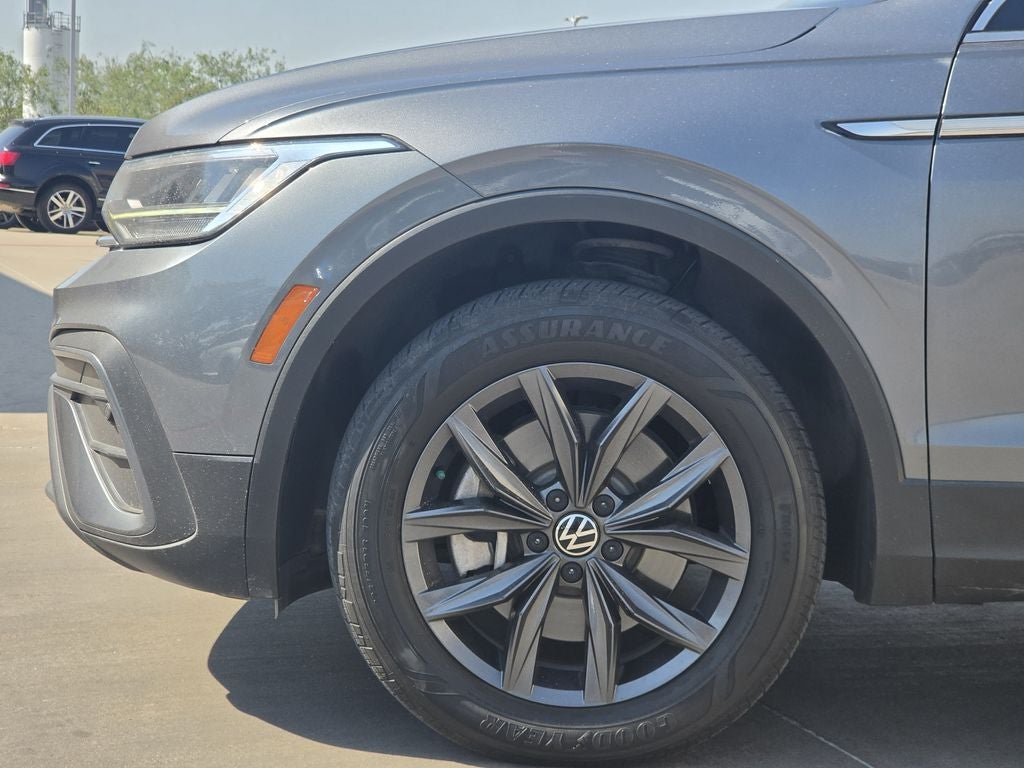 2023 Volkswagen Tiguan 2.0T SE