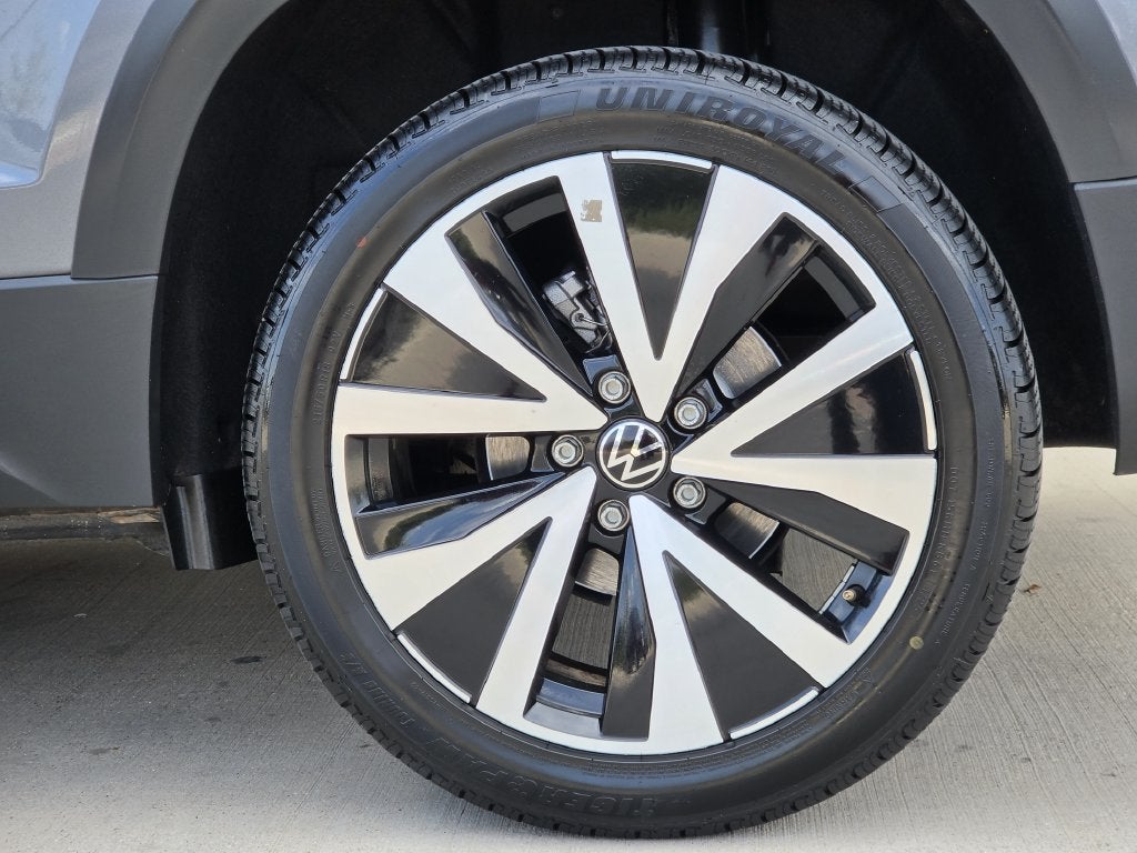 2024 Volkswagen Taos 1.5T SE