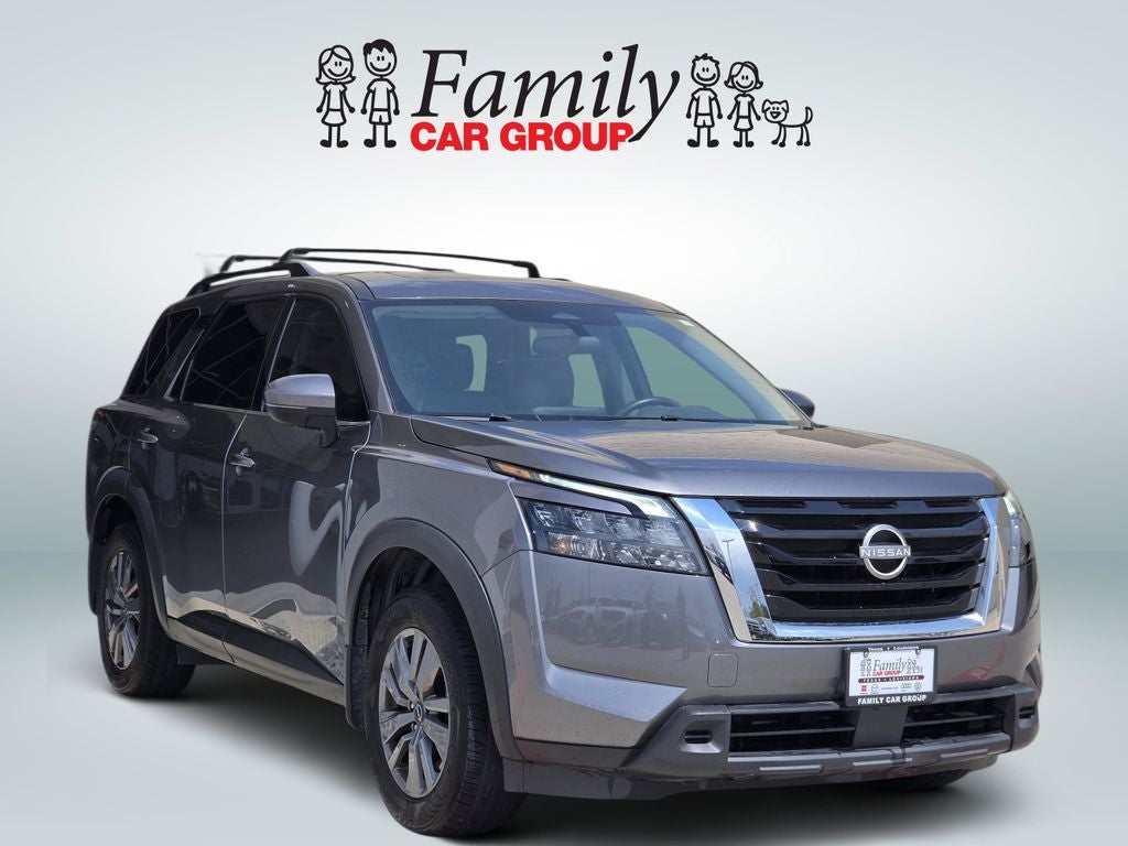 2024 Nissan Pathfinder SV