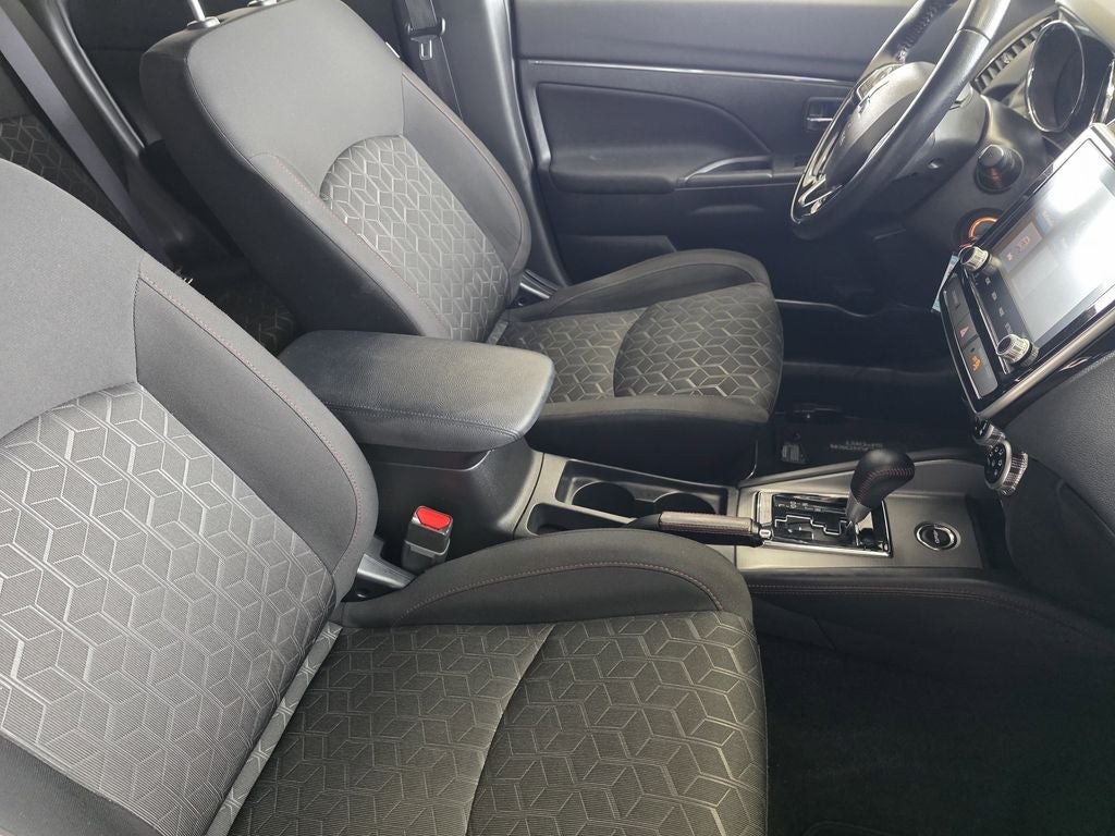 2021 Mitsubishi Outlander Sport 2.0 LE