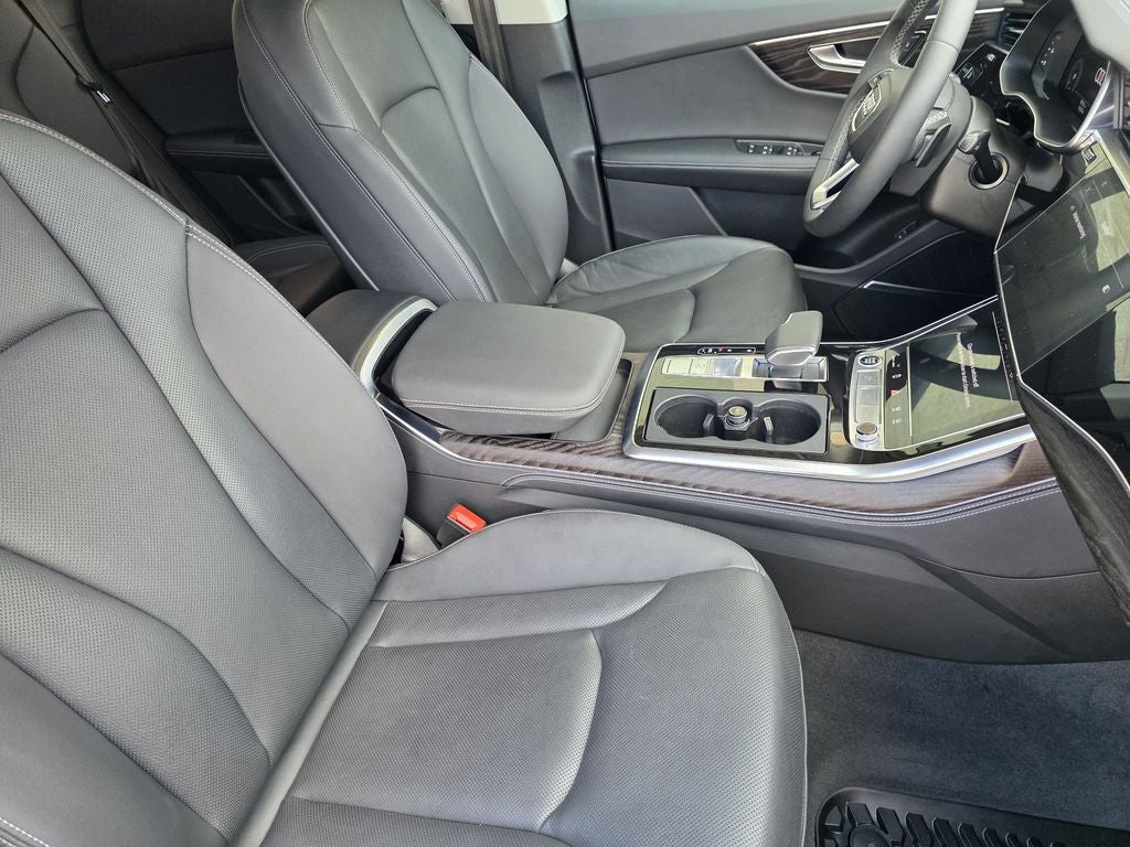 2023 Audi Q8 55 Prestige quattro