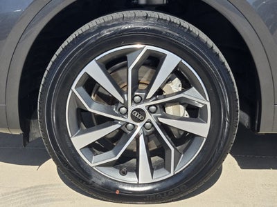 2023 Audi Q5 45 S line Premium quattro