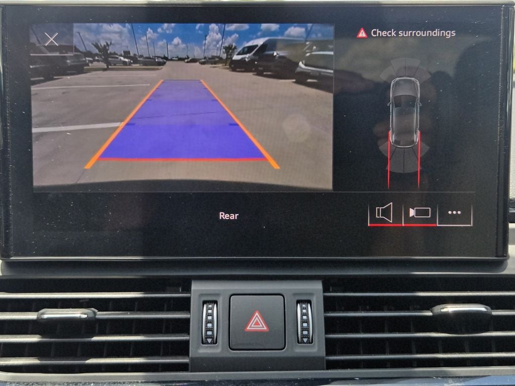 2023 Audi Q5 45 S line Premium quattro