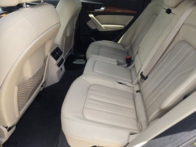 2023 Audi Q5 45 S line Premium quattro