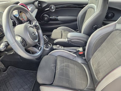 2023 MINI John Cooper Works Base