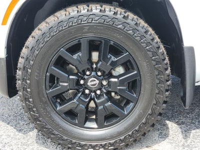 2023 Nissan Frontier SV