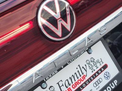 2024 Volkswagen Atlas Cross Sport 2.0T SEL R-Line