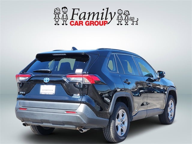 2022 Toyota RAV4 Hybrid XLE