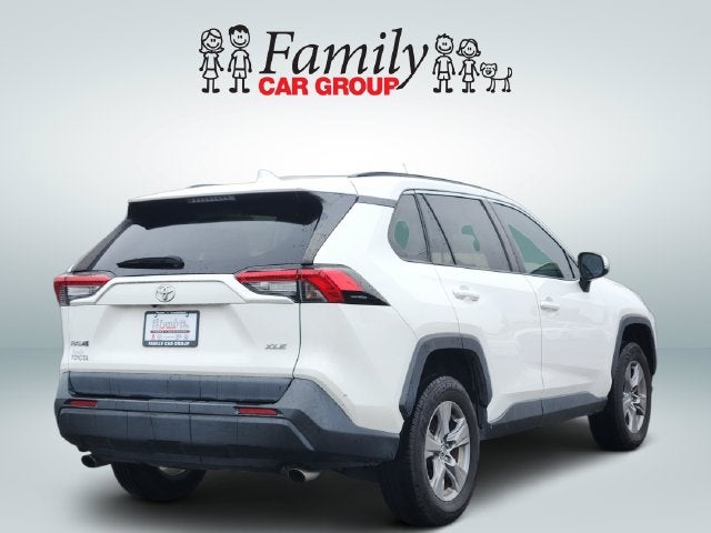 2022 Toyota RAV4 XLE