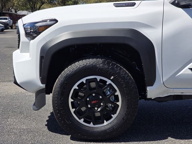 2025 Toyota Tacoma Hybrid TRD Off Road