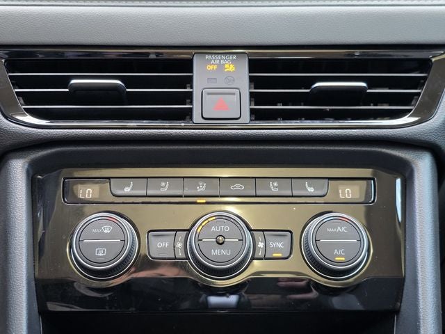 2024 Volkswagen Taos 1.5T SEL