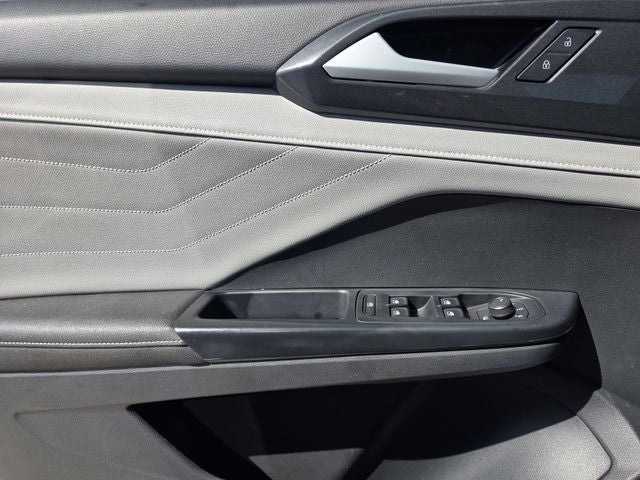 2024 Volkswagen Taos 1.5T SEL