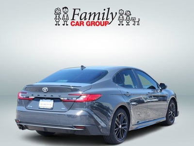 2025 Toyota Camry SE