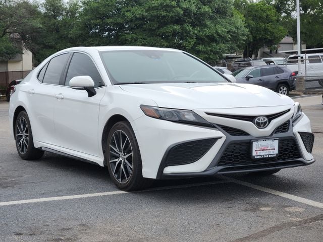 2023 Toyota Camry SE