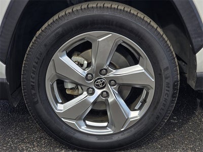 2021 Toyota RAV4 Hybrid XLE Premium