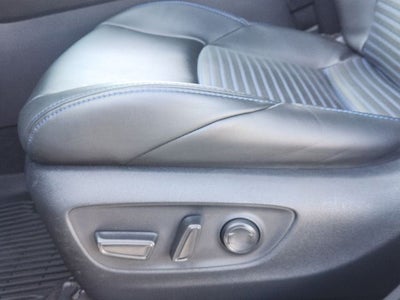 2025 Toyota RAV4 Hybrid XSE