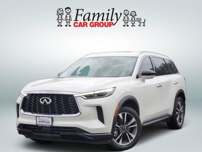 2023 INFINITI QX60 LUXE