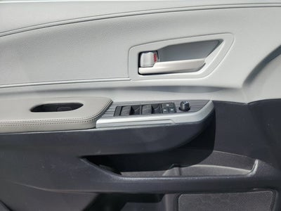 2025 Toyota Sienna LE 8 Passenger
