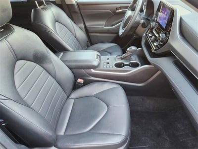 2024 Toyota Highlander XLE