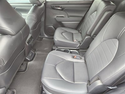 2024 Toyota Highlander XLE