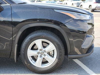 2025 Toyota Highlander LE