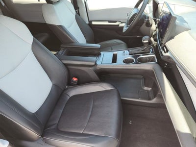 2025 Toyota Sienna XSE 7 Passenger