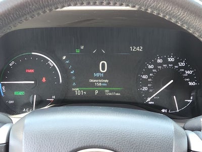 2025 Toyota Sienna XLE 8 Passenger