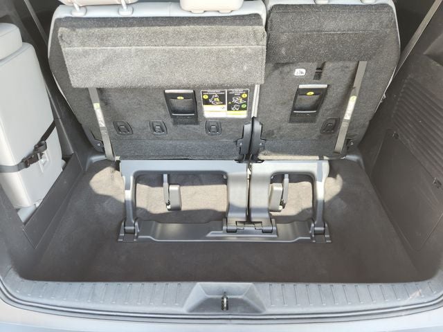 2025 Toyota Sienna XLE 8 Passenger