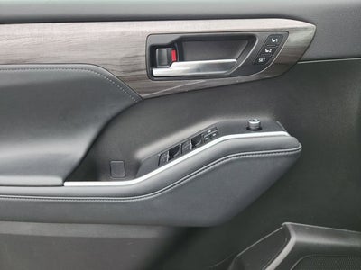 2022 Toyota Highlander Limited