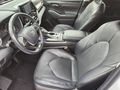 2022 Toyota Highlander Limited