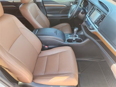 2019 Toyota Highlander Limited Platinum