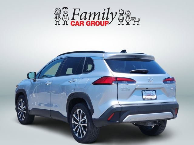 2025 Toyota Corolla Cross XLE