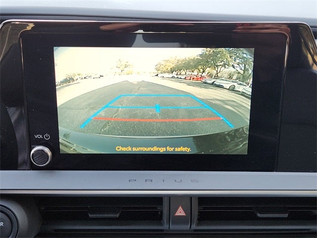 2025 Toyota Prius LE